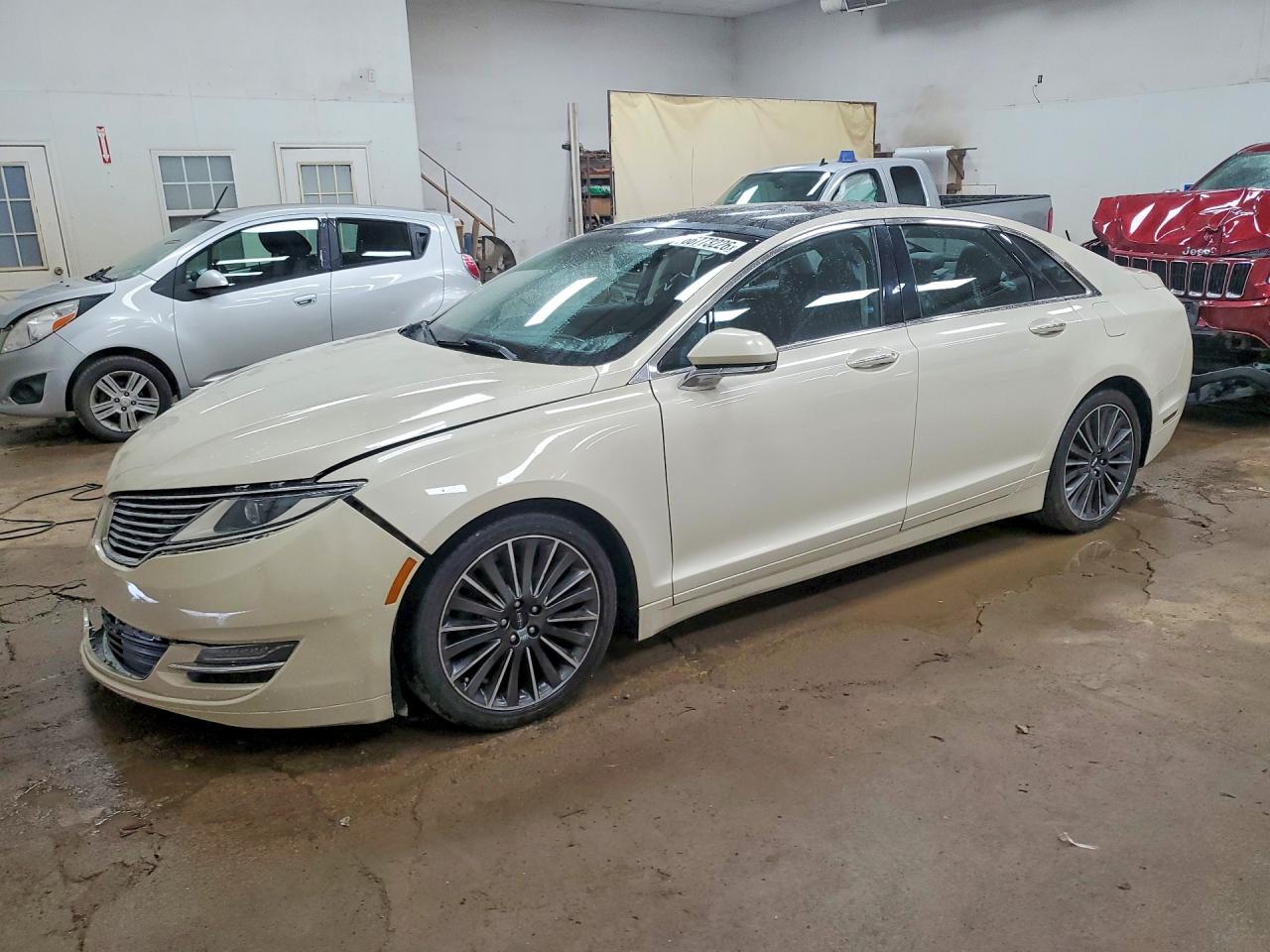 2016 LINCOLN MKZ | 3LN6L2J91GR611025 | UPCARS