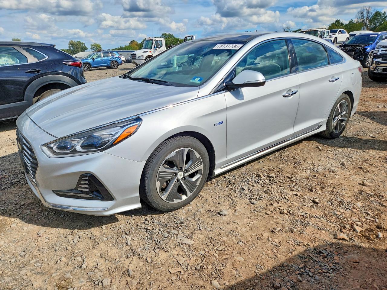 2018 HYUNDAI SONATA LIMITED | KMHE34L3XJA081400 | UPCARS