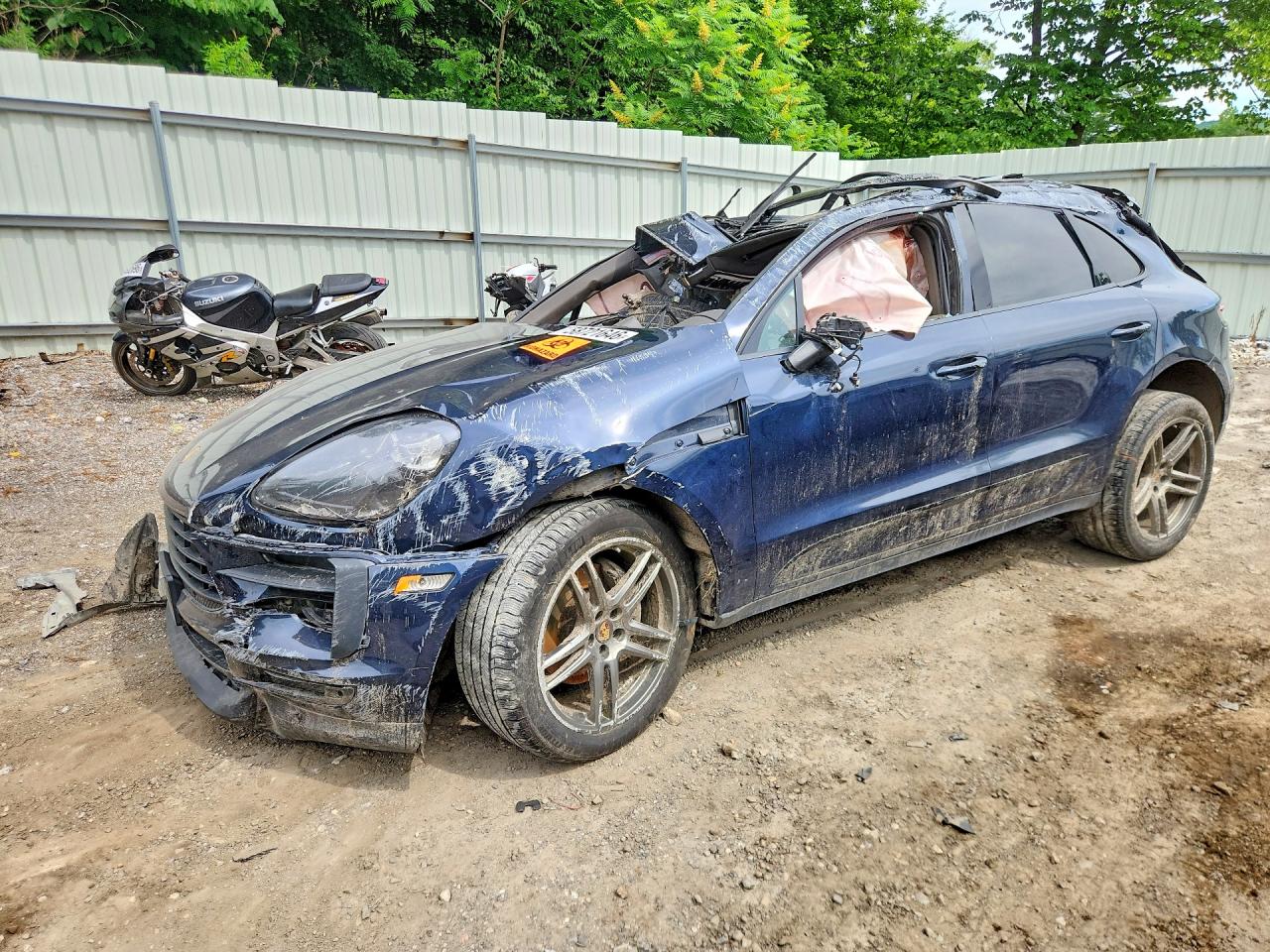 2020 PORSCHE MACAN | WP1AA2A5XLLB11521 | UPCARS