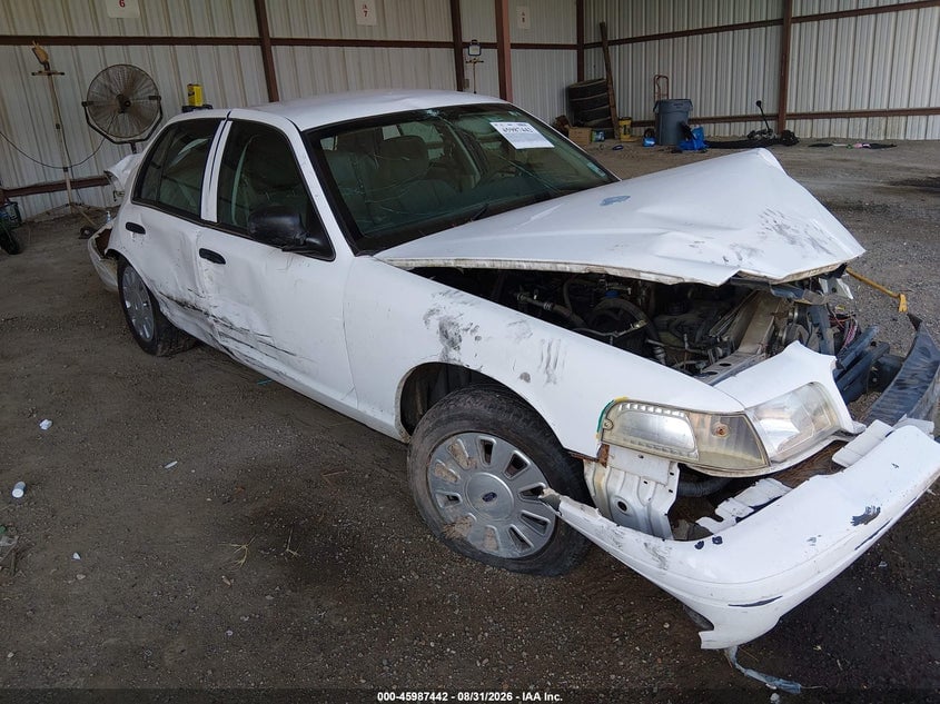 2011 FORD CROWN VICTORIA POLICE INTERCEPTOR | 2FABP7BV2BX145380 | UPCARS