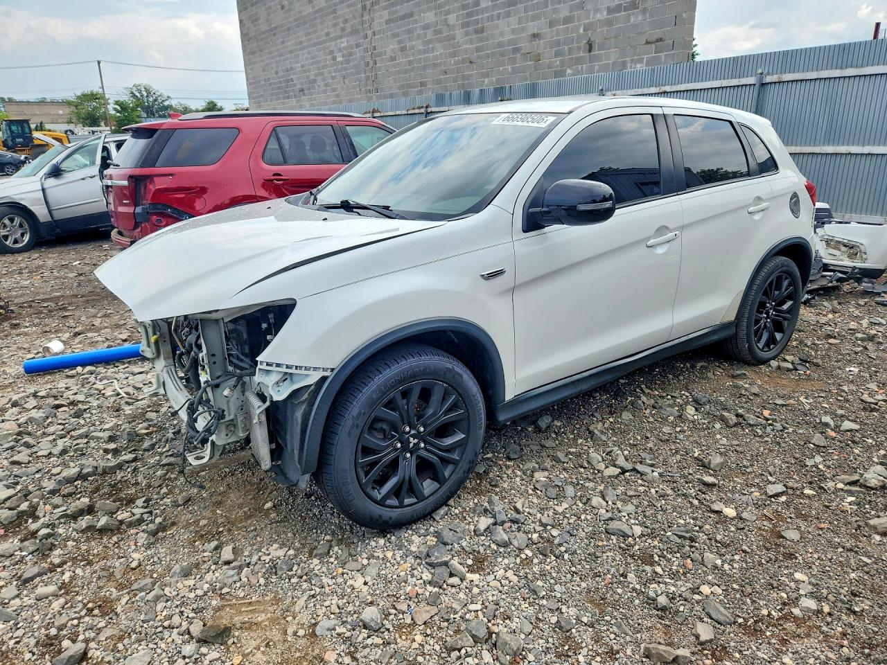 2018 MITSUBISHI OUTLANDER ES | JA4AR3AU0JZ025386 | UPCARS