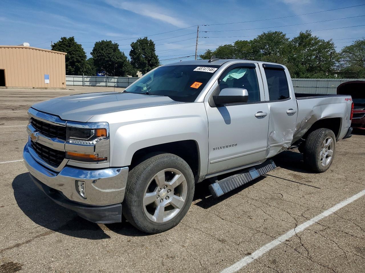 2018 CHEVROLET SILVERADO K1500 LT | 1GCVKREC7JZ355073 | UPCARS