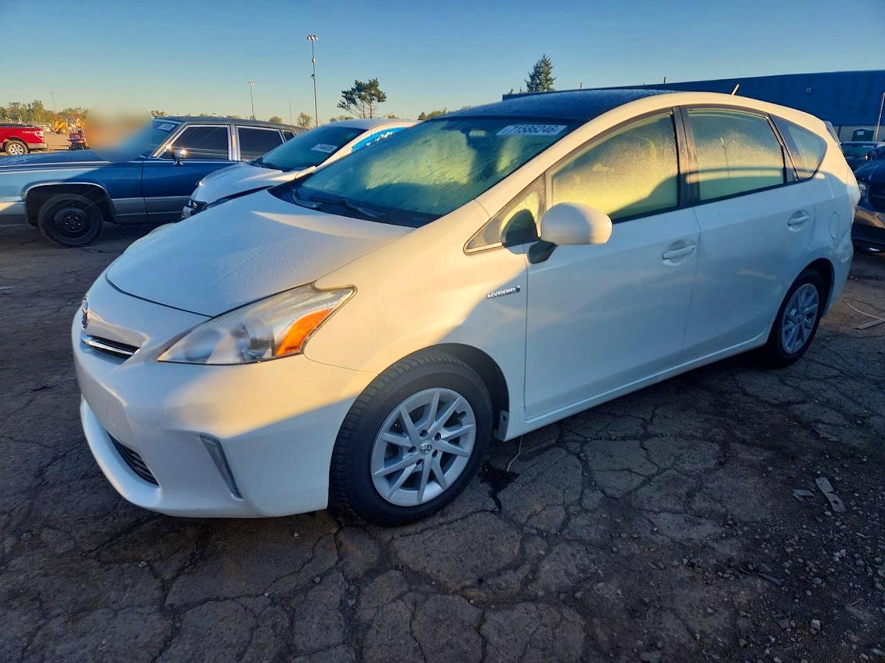 2014 TOYOTA PRIUS THREE | JTDZN3EU2EJ012500 | UPCARS