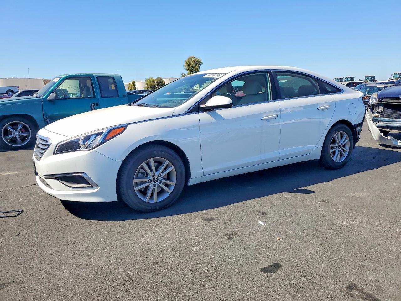 2017 HYUNDAI SONATA SE | 5NPE24AF1HH524492 | UPCARS
