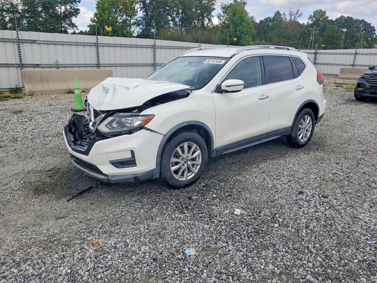 2018 NISSAN ROGUE SV | KNMAT2MVXJP558976 | UPCARS