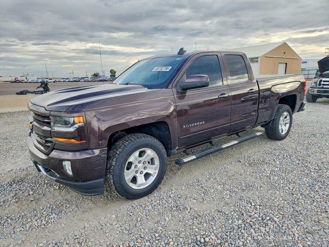 2016 CHEVROLET SILVERADO K1500 LT | 1GCVKREC0GZ351925 | UPCARS