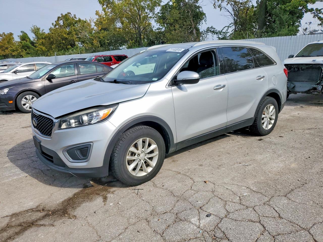 2016 KIA SORENTO LX | 5XYPG4A3XGG048247 | UPCARS