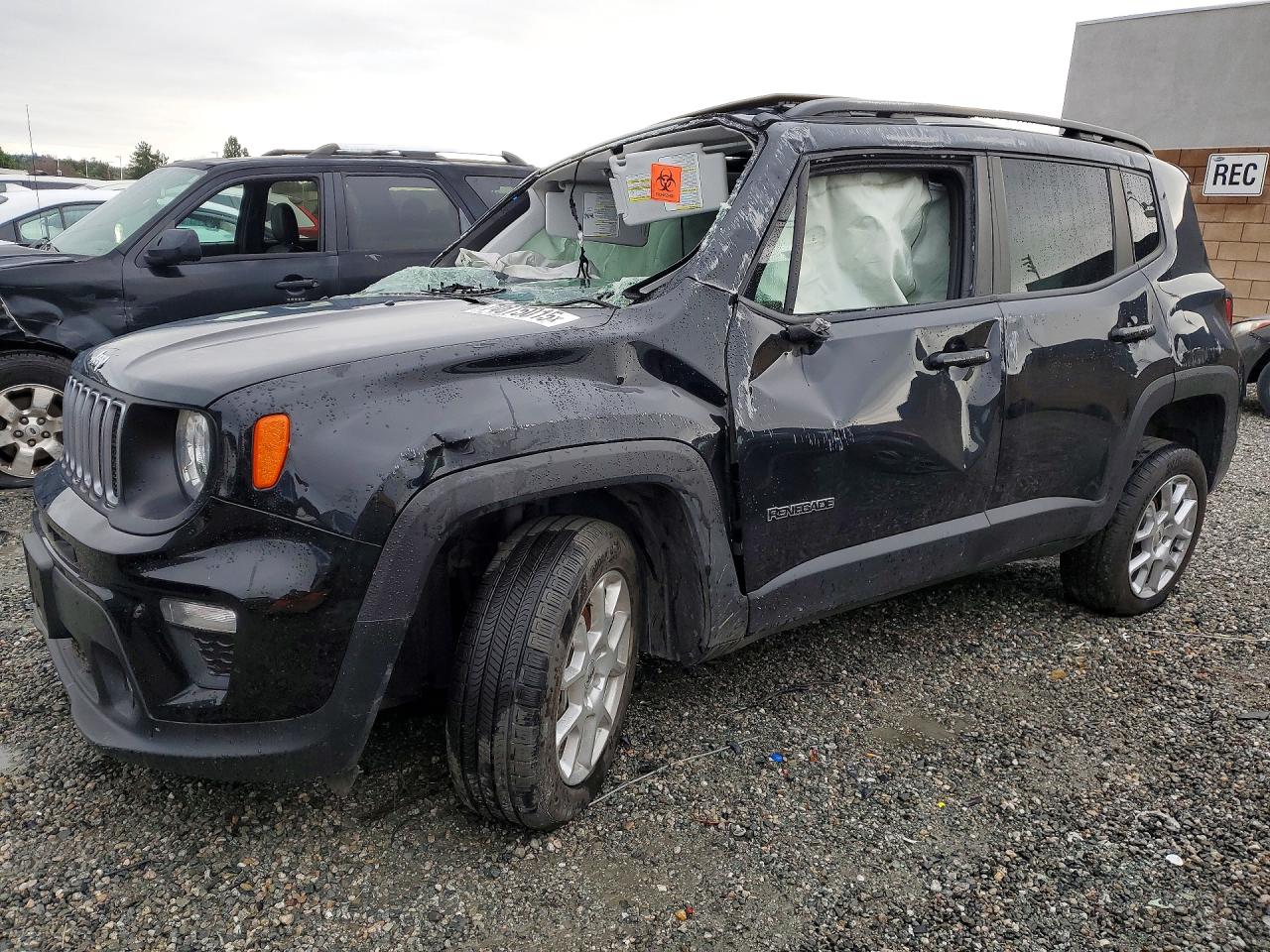 2023 JEEP RENEGADE LATITUDE | ZACNJDB18PPP60372 | UPCARS