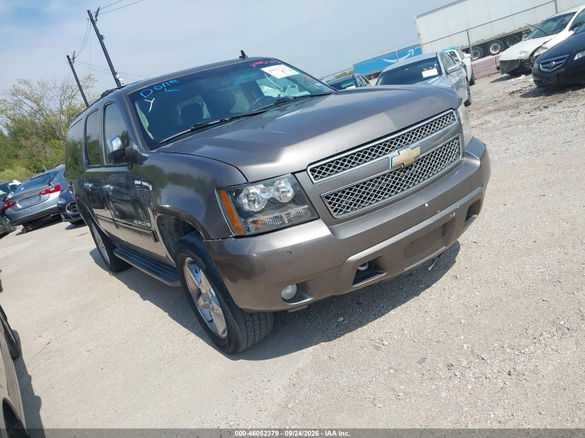 2011 CHEVROLET SUBURBAN 1500 LS | 1GNSKHE32BR392103 | UPCARS