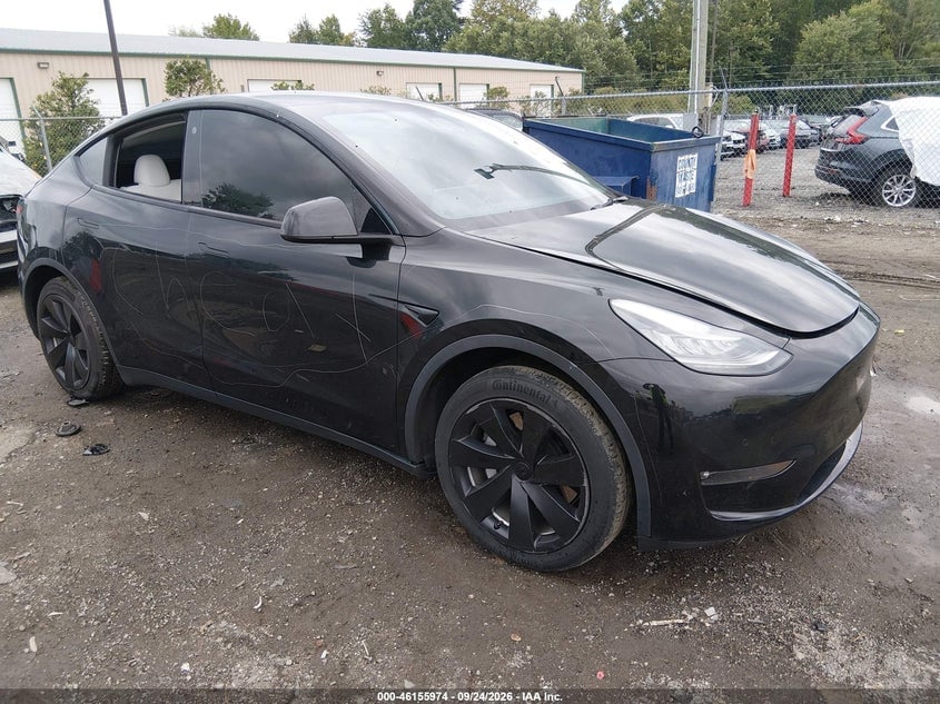 2021 TESLA MODEL Y STANDARD RANGE REAR-WHEEL DRIVE | 5YJYGDED6MF107109 | UPCARS