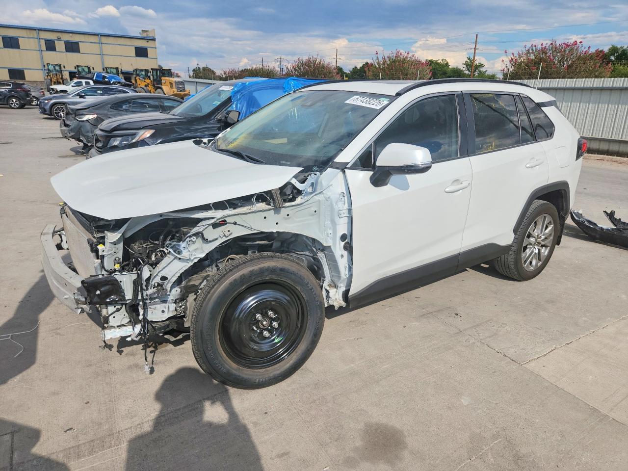 2025 TOYOTA RAV4 XLE PREMIUM | 2T3C1RFV7SW376775 | UPCARS