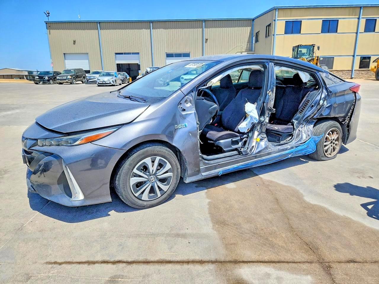 2019 TOYOTA PRIUS PLUS | JTDKARFPXK3119979 | UPCARS