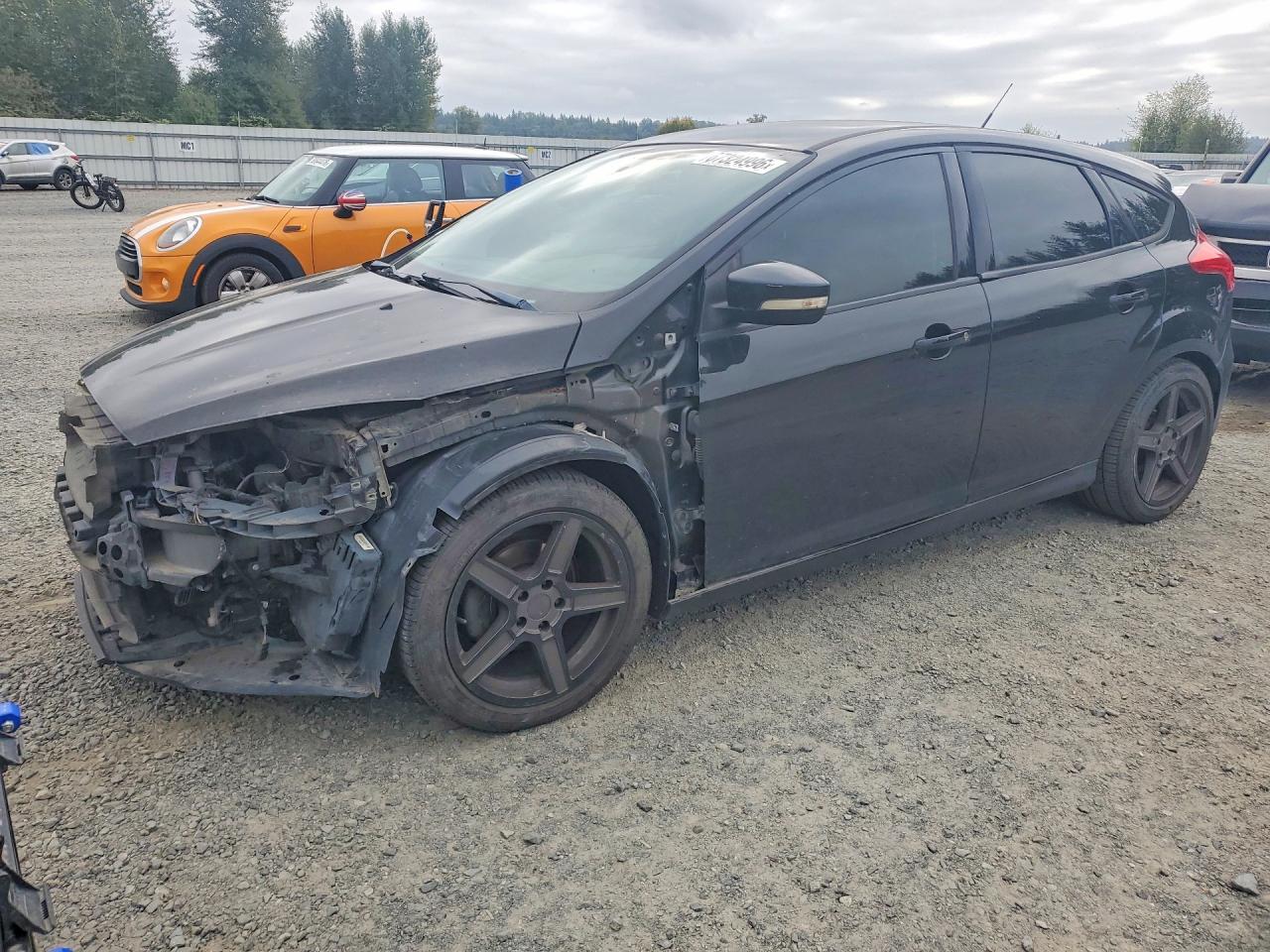 2015 FORD FOCU SE | 1FADP3K29FL364198 | UPCARS