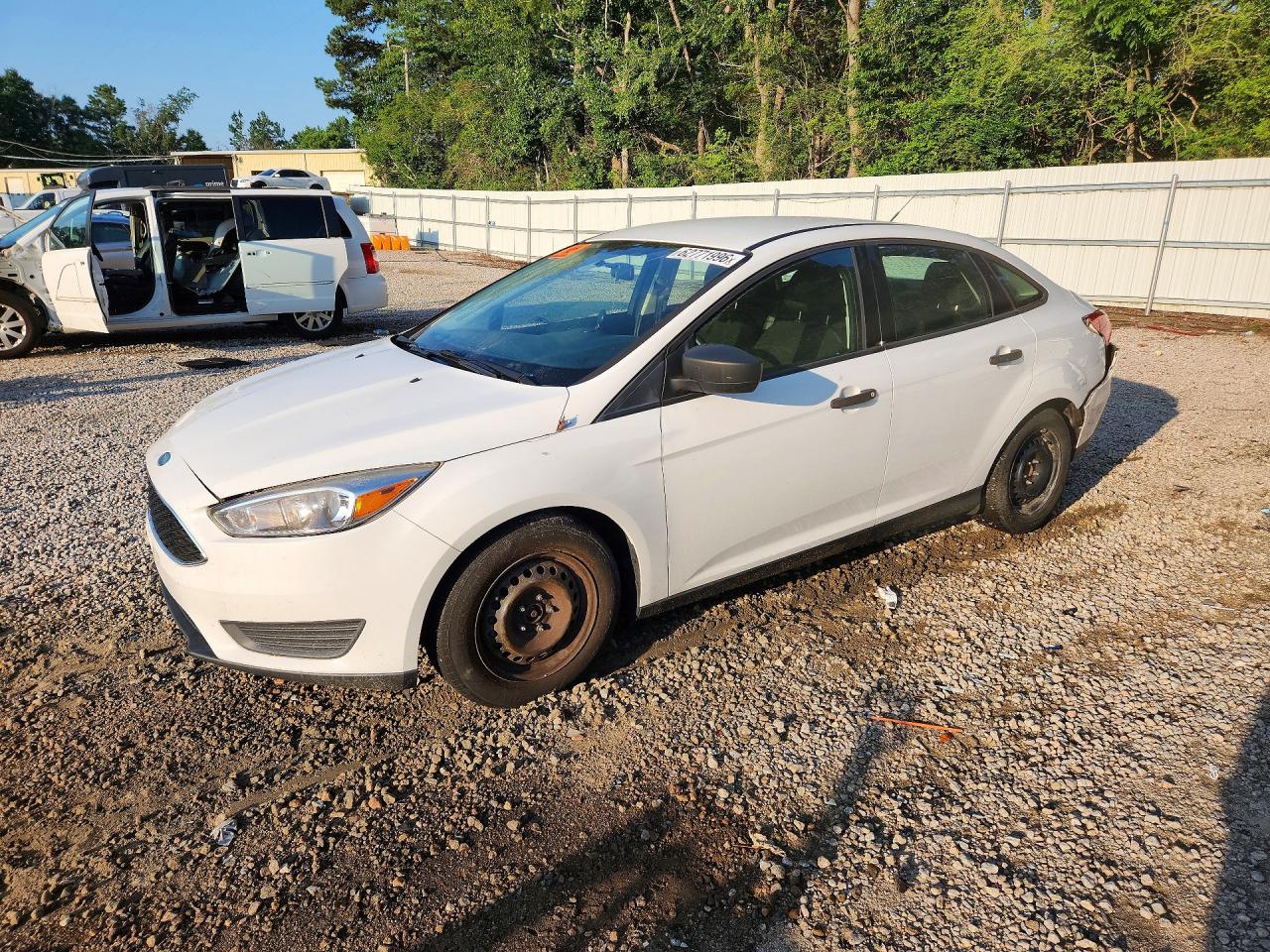 2018 FORD FOCU S | 1FADP3E22JL227074 | UPCARS