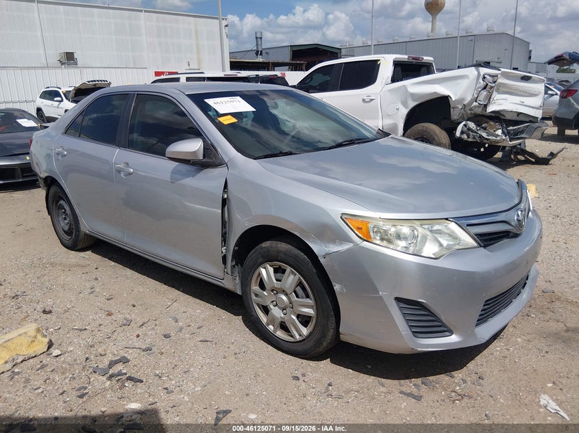 2014 TOYOTA CAMRY LE | 4T4BF1FKXER345995 | UPCARS
