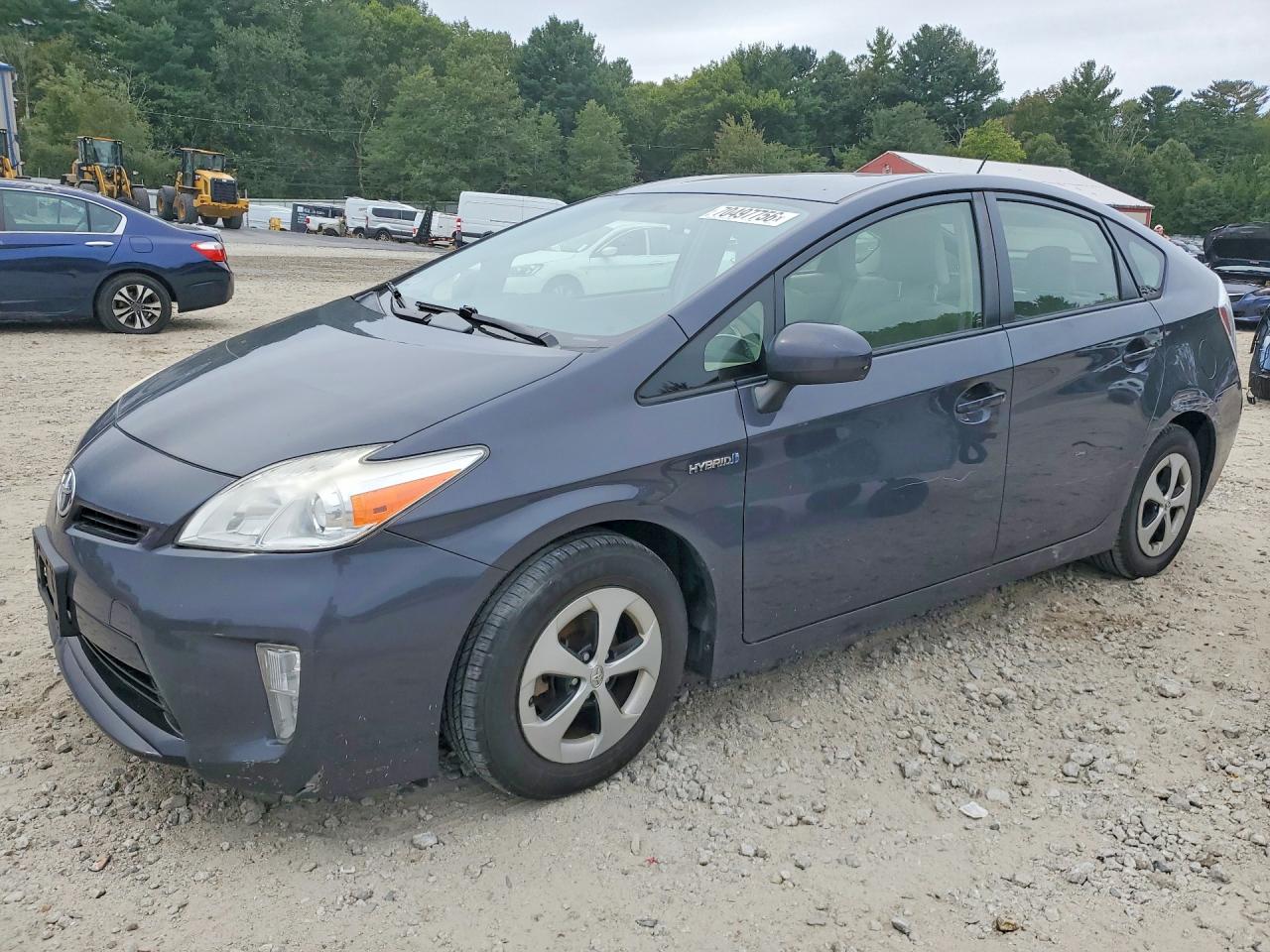 2013 TOYOTA PRIUS THREE | JTDKN3DU6D5594143 | UPCARS