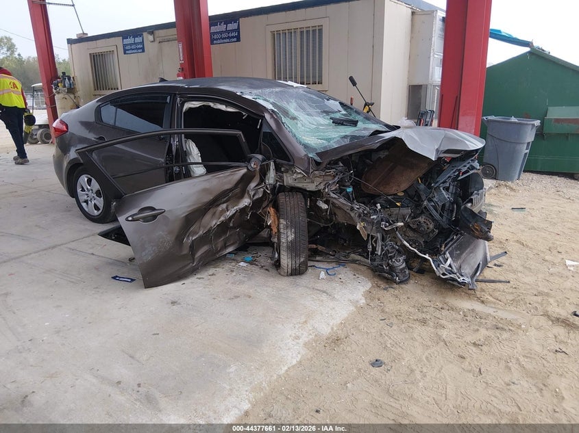 2014 KIA FORTE LX | KNAFK4A69E5062583 | UPCARS