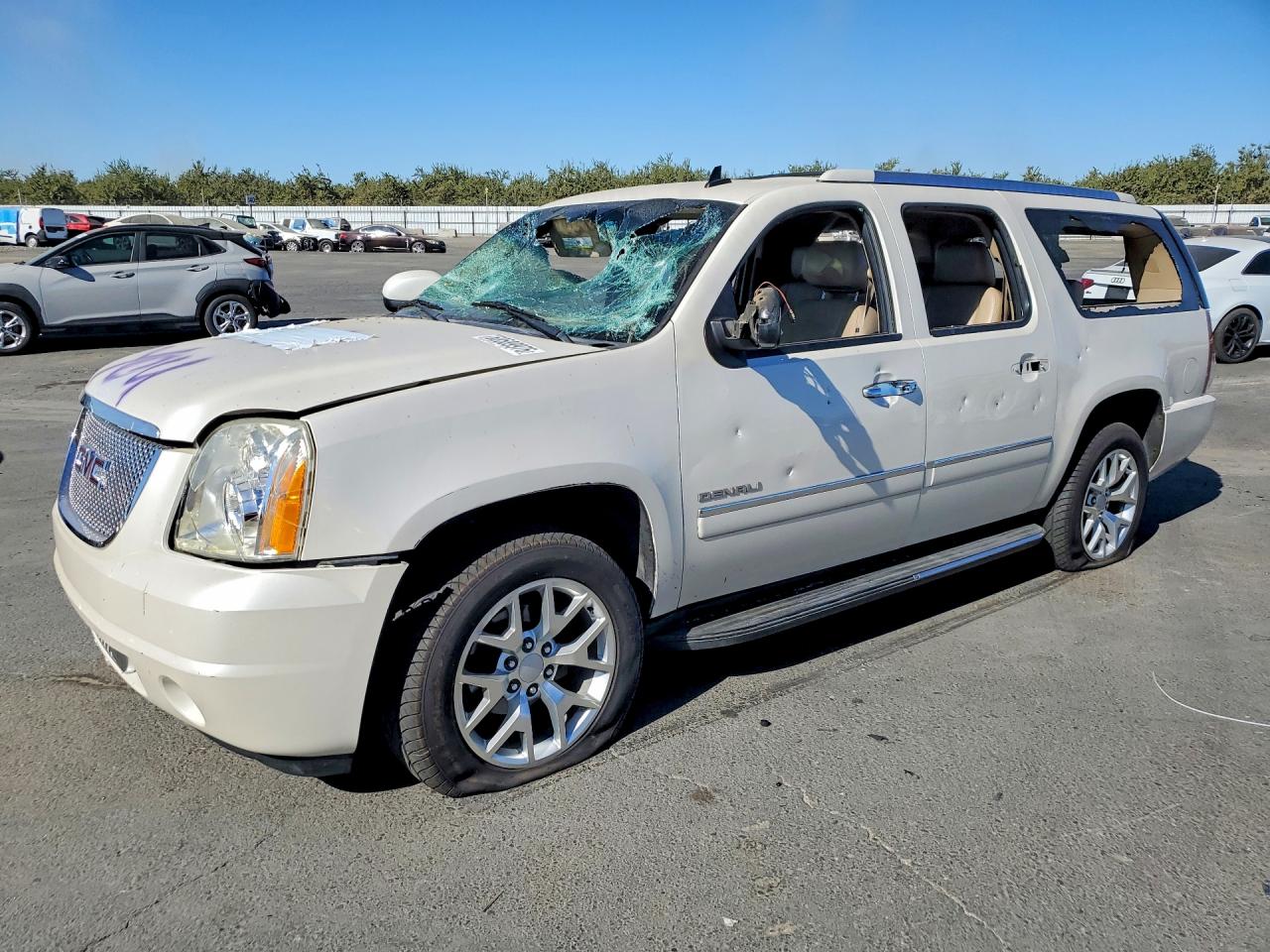 2011 GMC YUKON DENALI | 1GKS1MEF5BR185353 | UPCARS