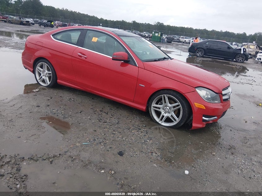 2012 MERCEDES-BENZ C 250 | WDDGJ4HB9CF872807 | UPCARS
