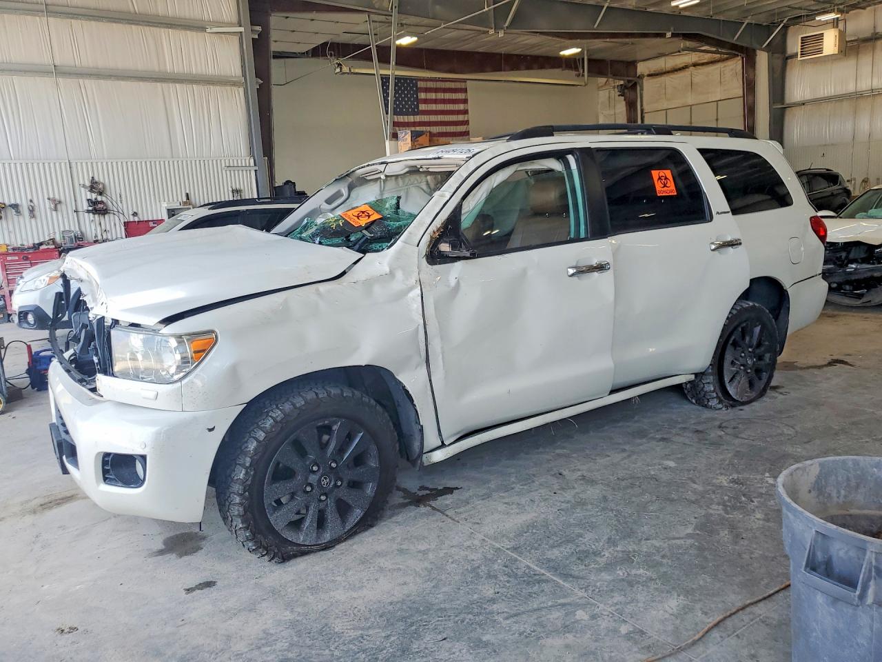 2016 TOYOTA SEQUOIA PLATINUM | 5TDDY5G19GS136222 | UPCARS