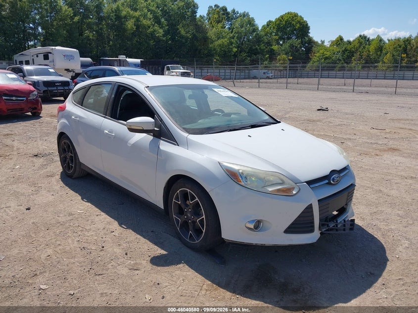 2014 FORD FOCU SE | 1FADP3K2XEL316014 | UPCARS