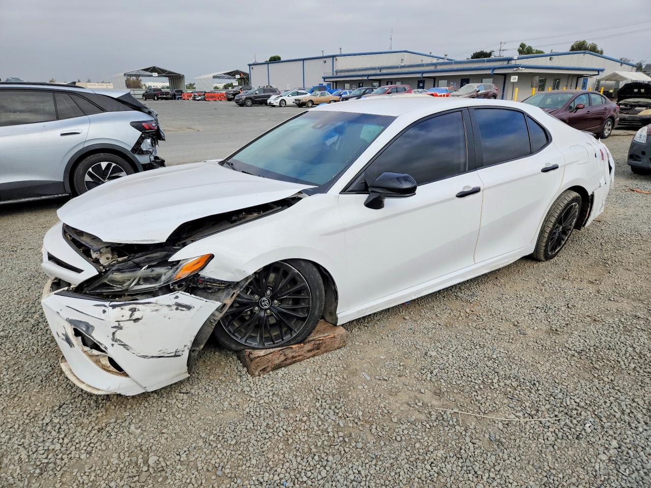 2019 TOYOTA CAMRY SE | 4T1B11HK9KU240608 | UPCARS