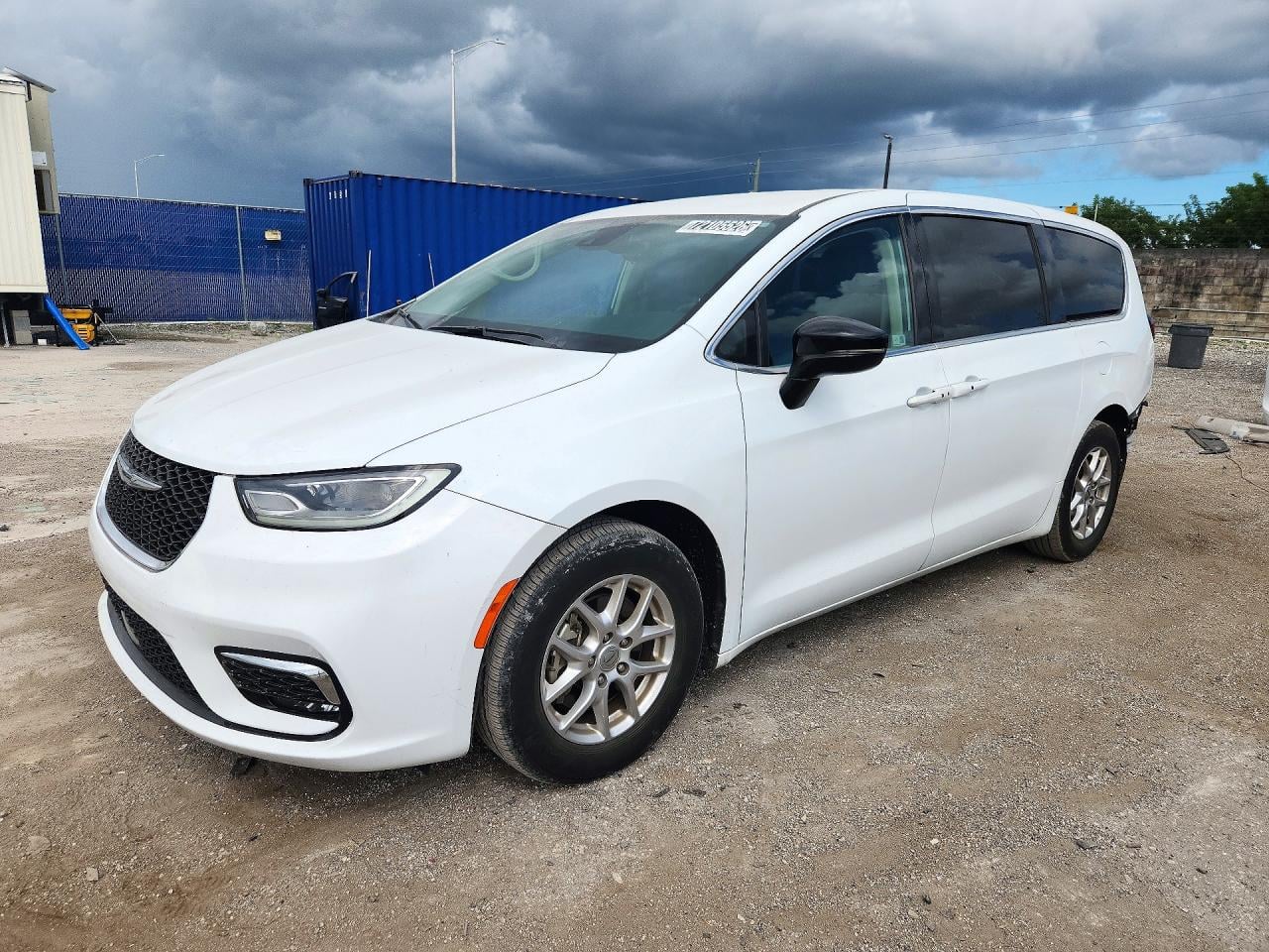 2024 CHRYSLER PACIFICA TOURING L | 2C4RC1BG0RR117658 | UPCARS