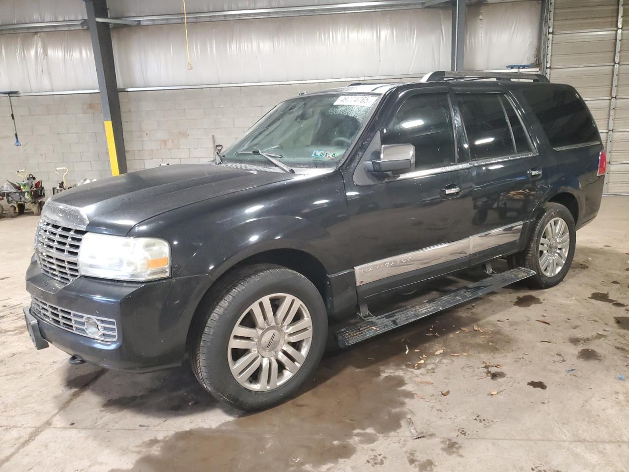 2010 LINCOLN NAVIGATOR | 5LMJJ2J51AEJ02332 | UPCARS