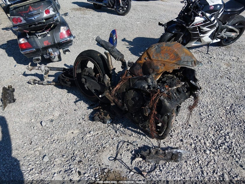 2009 YAMAHA YZFR1 | JYARN23E69A004701 | UPCARS