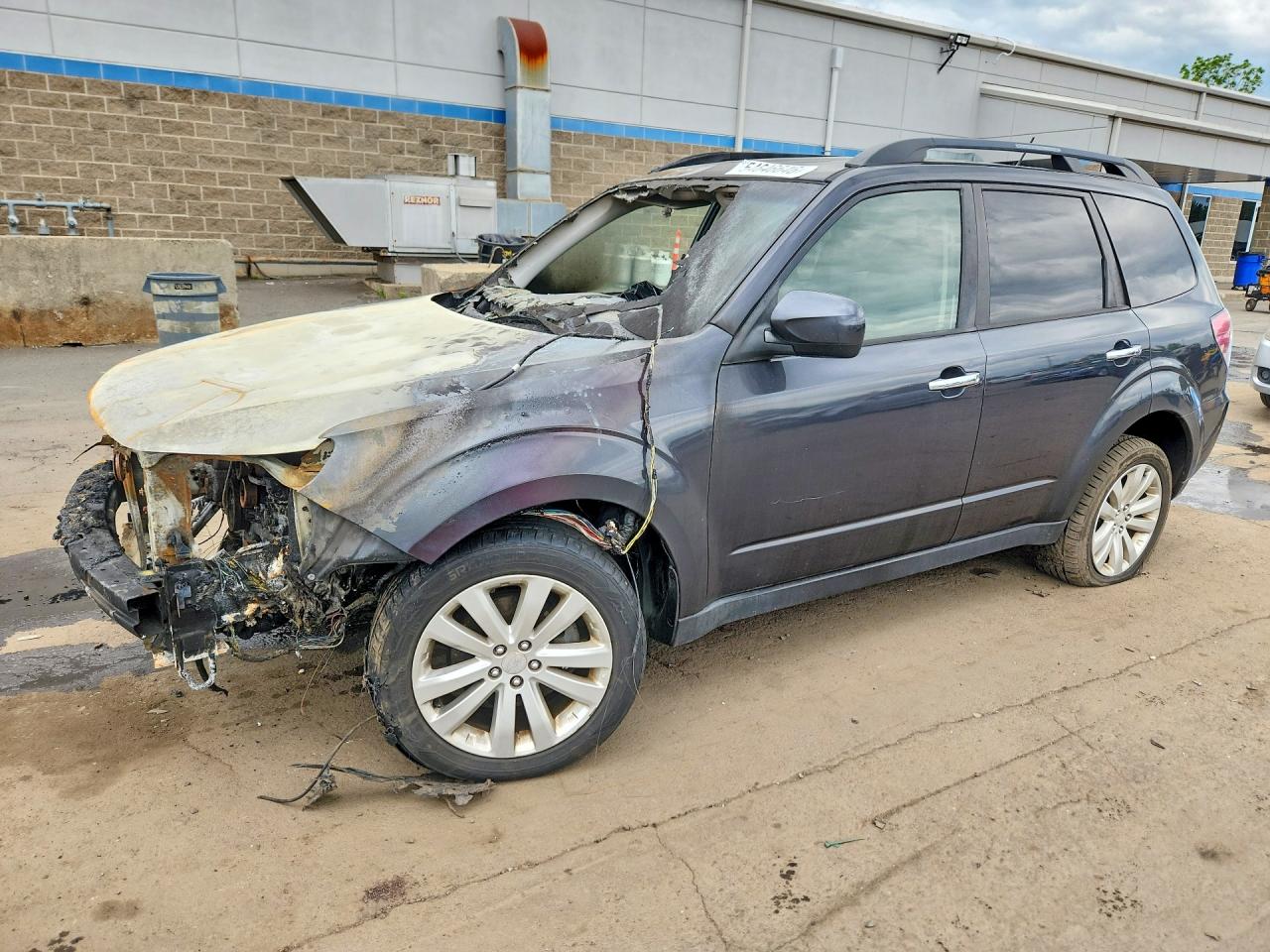 2012 SUBARU FORESTER LIMITED | JF2SHAEC1CH445333 | UPCARS
