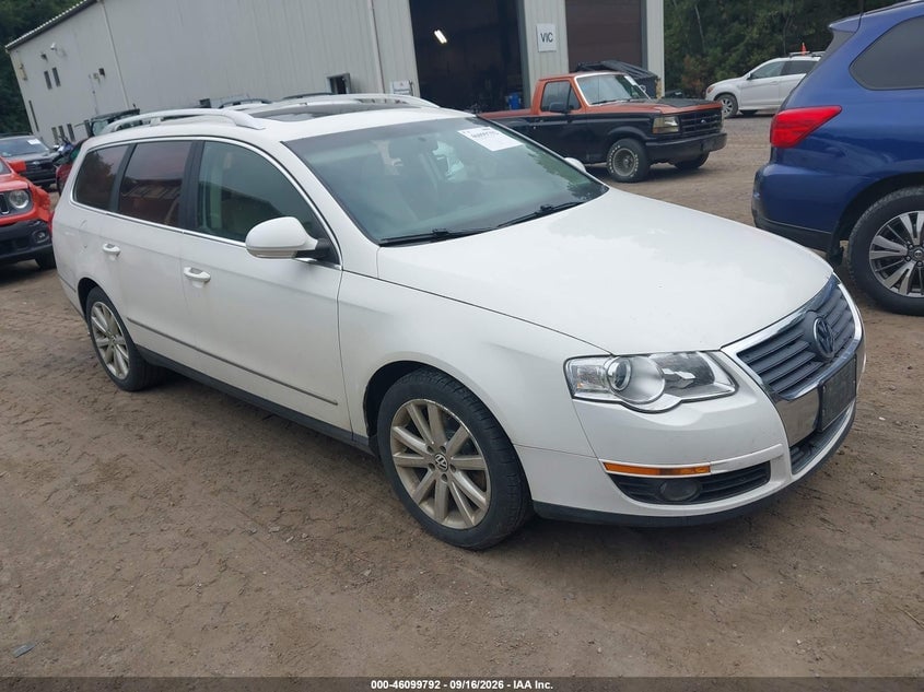2010 VOLKSWAGEN PASSAT KOMFORT | WVWXK7AN9AE163522 | UPCARS