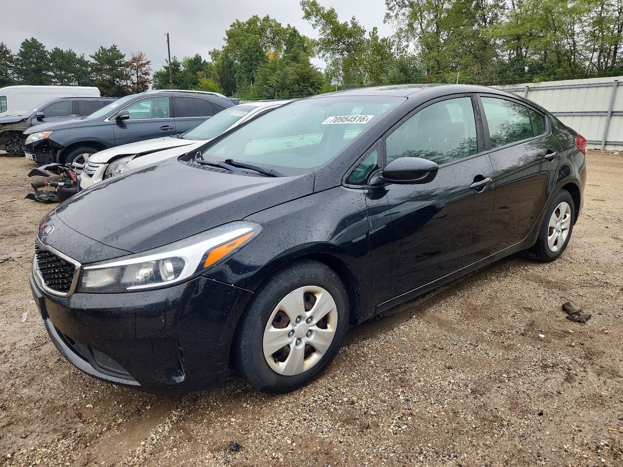 2017 KIA FORTE LX | 3KPFK4A73HE137525 | UPCARS