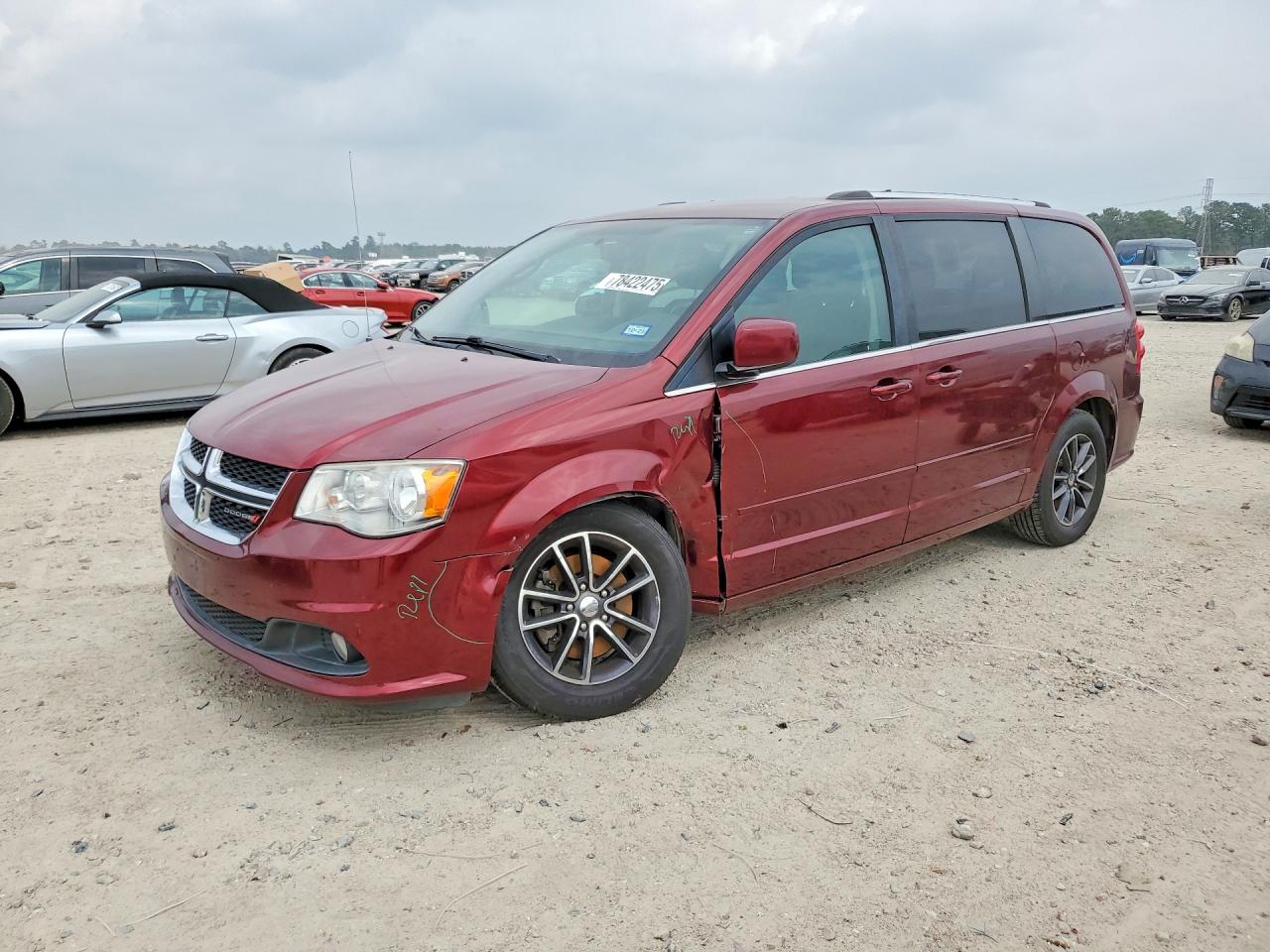 2017 DODGE CARAVAN SXT | 2C4RDGCG1HR672289 | UPCARS