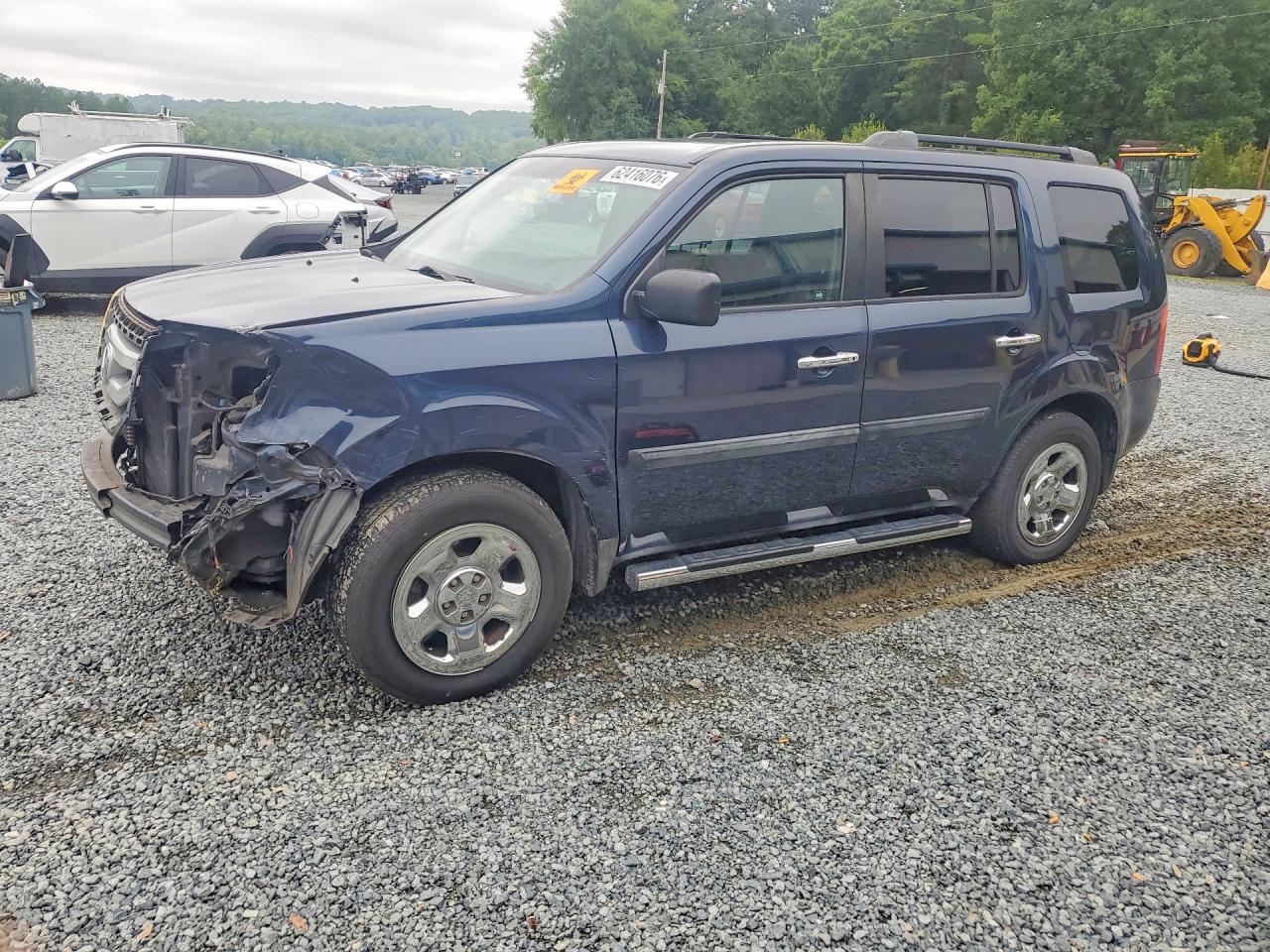 2011 HONDA PILOT LX | 5FNYF3H22BB036995 | UPCARS
