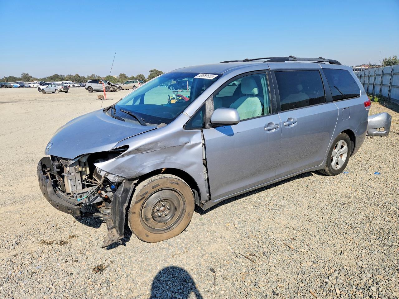 2011 TOYOTA SIENNA LE | 5TDKK3DC1BS162762 | UPCARS