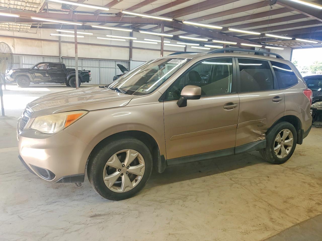 2014 SUBARU FORESTER 2.5I PREMIUM | JF2SJAEC0EH400374 | UPCARS