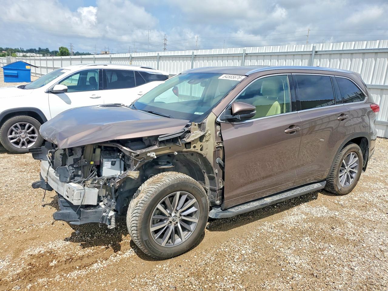 2018 TOYOTA HIGHLANDER XLE | 5TDJZRFH0JS904666 | UPCARS