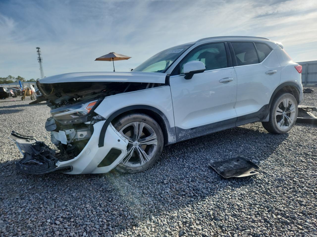 2021 VOLVO XC40 T5 INSCRIPTION | YV4162ULXM2551515 | UPCARS