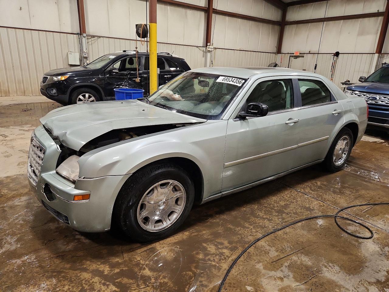 2006 CHRYSLER 300 TOURING | 2C3LA53G96H289257 | UPCARS