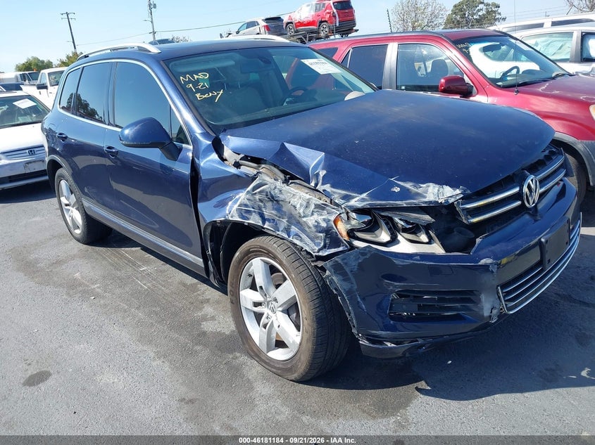 2012 VOLKSWAGEN TOUAREG VR6 LUX | WVGFF9BP6CD003405 | UPCARS