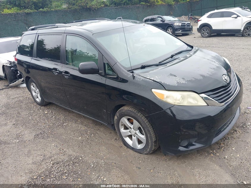 2011 TOYOTA SIENNA LE | 5TDKK3DC1BS007287 | UPCARS