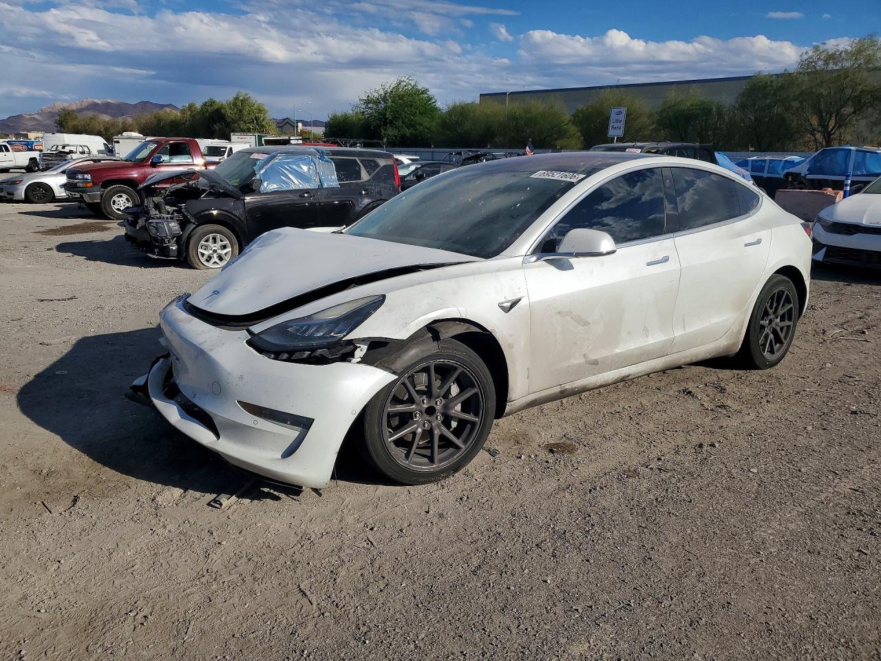 2018 TESLA MODEL 3 | 5YJ3E1EA1JF168867 | UPCARS