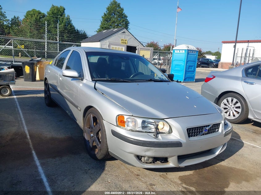2004 VOLVO S60 R | YV1RH52Y442420347 | UPCARS