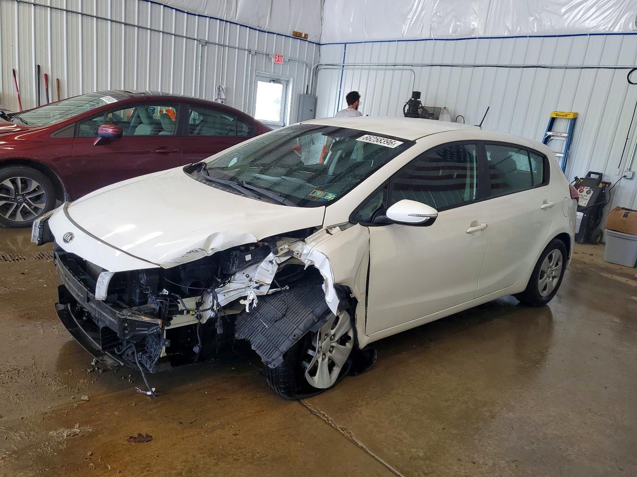 2018 KIA FORTE5 LX | KNAFK5A84J5774114 | UPCARS