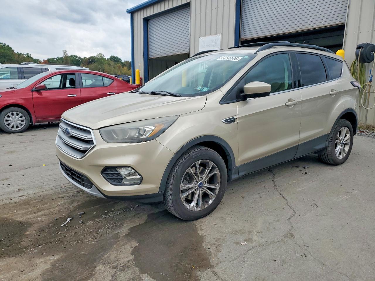 2017 FORD ESCAPE SE | 1FMCU9GD0HUB35008 | UPCARS