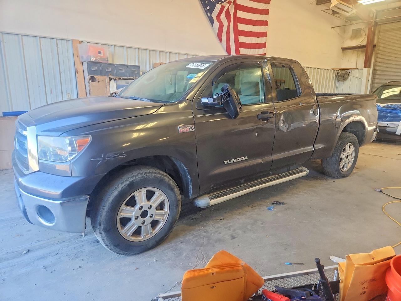 2011 TOYOTA TUNDRA DOUBLE CAB SR5 | 5TFRY5F18BX104730 | UPCARS