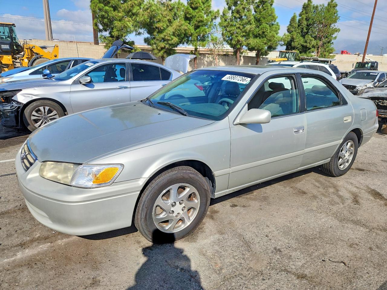 2000 TOYOTA CAMRY LE V6 | 4T1BF28K3YU096649 | UPCARS