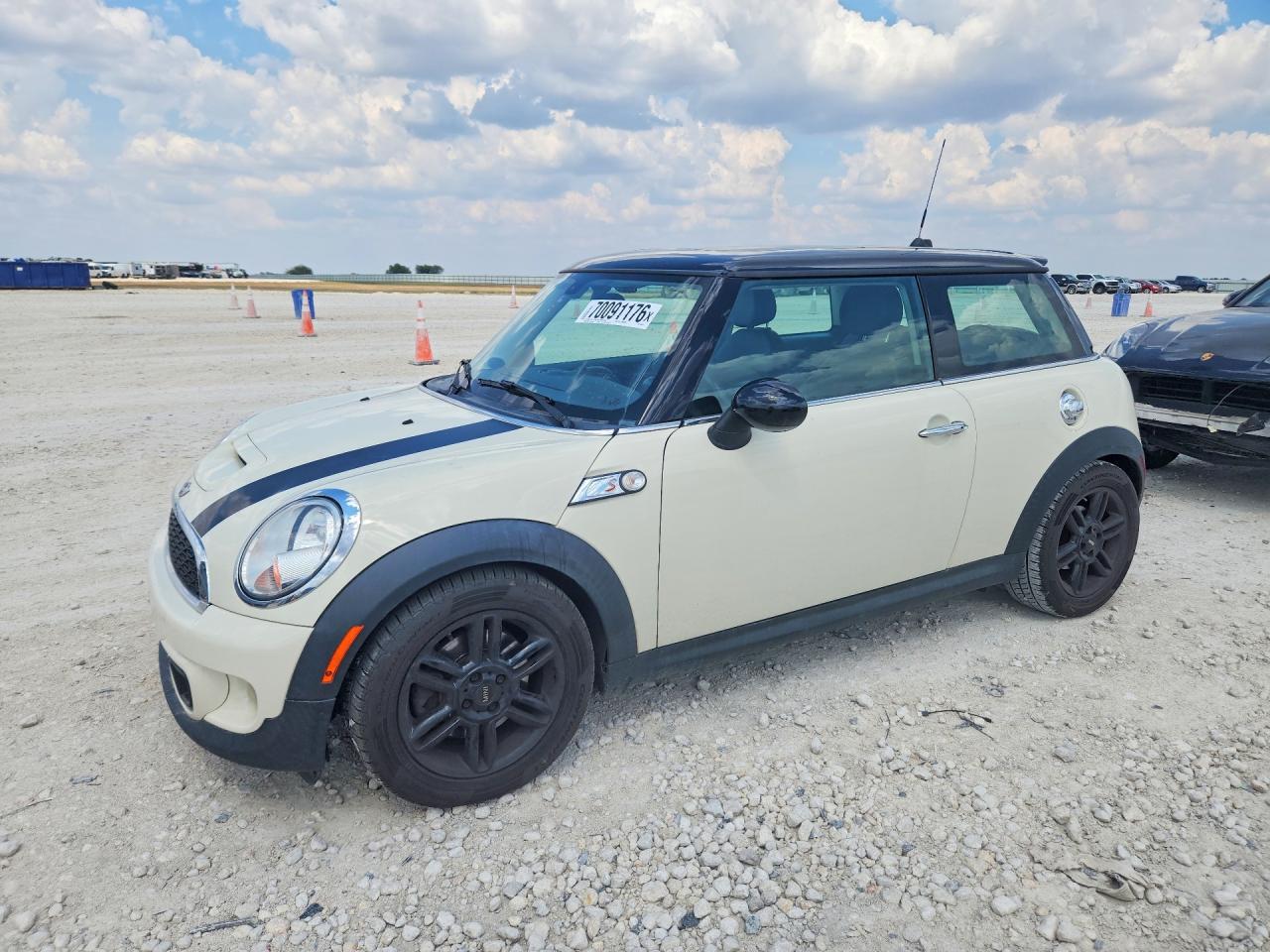 2013 MINI COOPER S | WMWSV3C59DT390570 | UPCARS