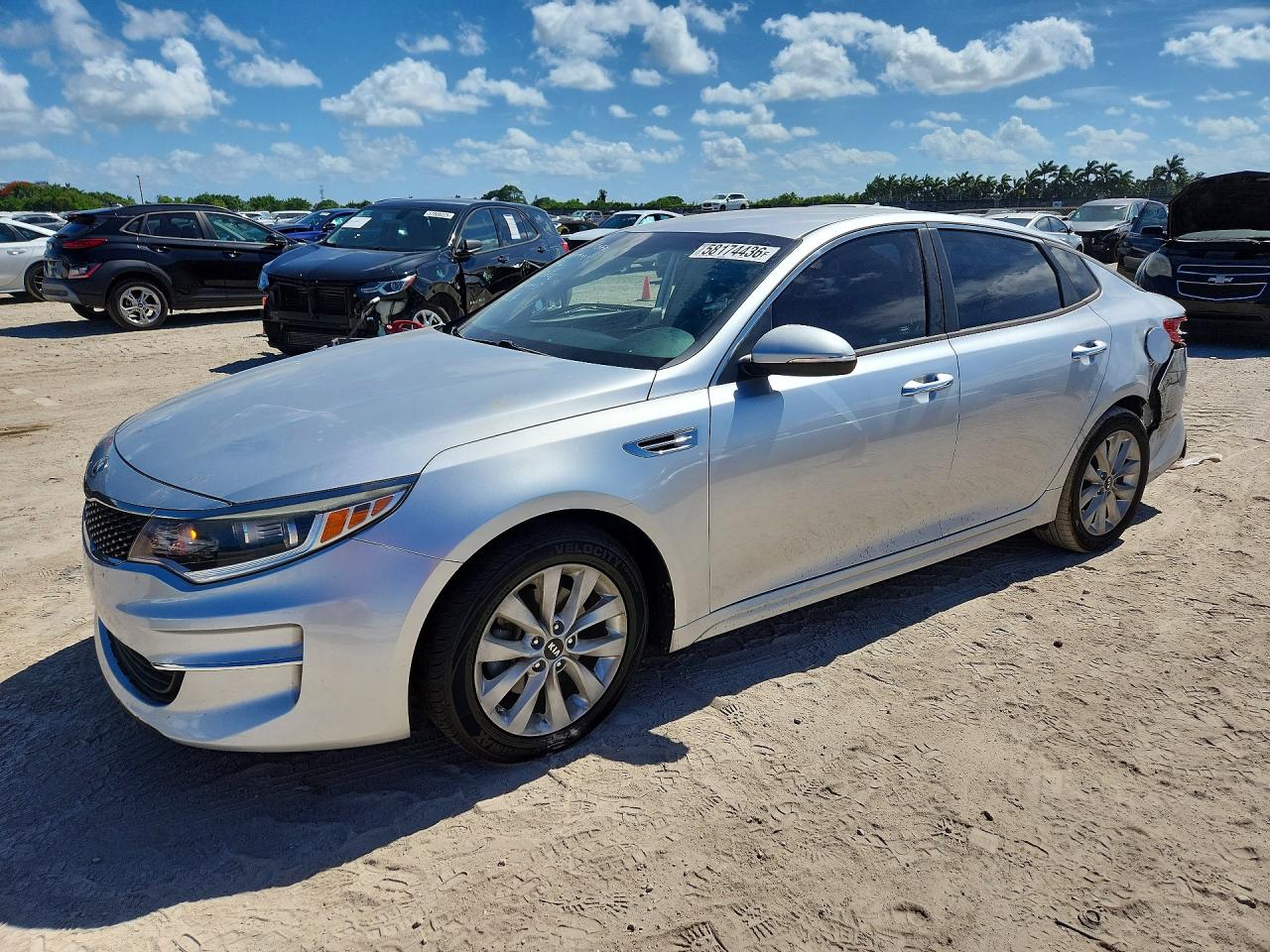 2018 KIA OPTIMA LX | 5XXGT4L38JG255224 | UPCARS