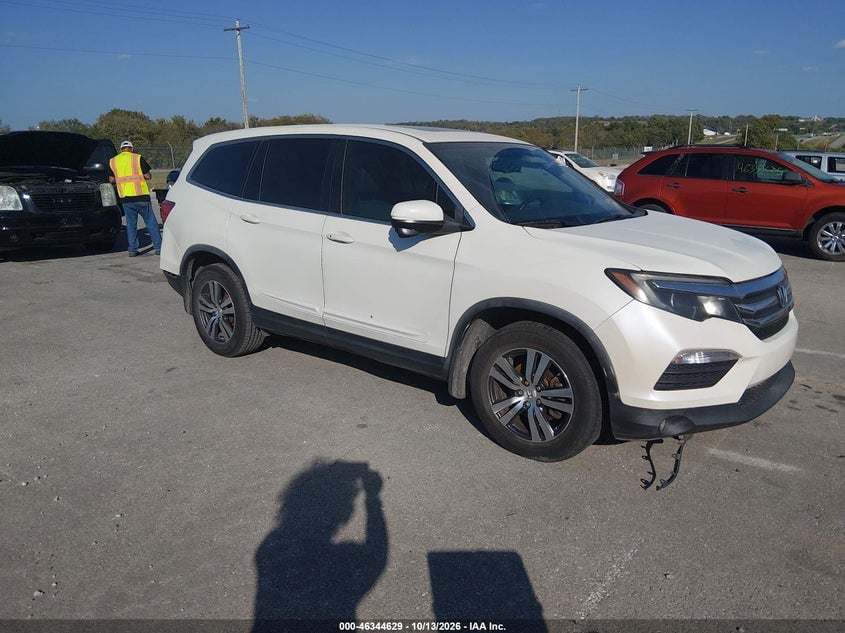 2017 HONDA PILOT EX-L | 5FNYF5H73HB033720 | UPCARS